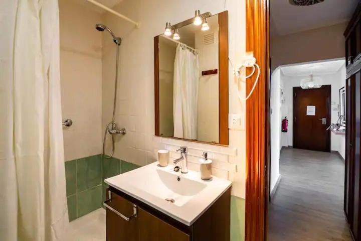 Apartamento Ezcurdia 22 Playa De San Lorenzo Primera Linea Gijón Zewnętrze zdjęcie